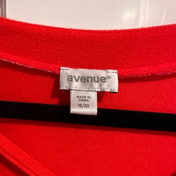 Plus size purge- Lot of 5 AVENUE Sz 18/20 tops !! - Picture 7 of 12